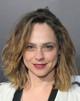 Fiona Dourif